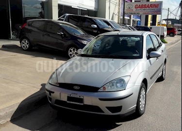 Foto venta Auto usado Ford Focus Sedan Ambiente 1.6 (2007) color Gris Claro precio $185.000