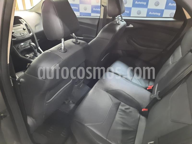 foto Ford Focus Sedán 2.0L SE Plus Aut usado (2016) color Gris Mercurio precio $1.299.999