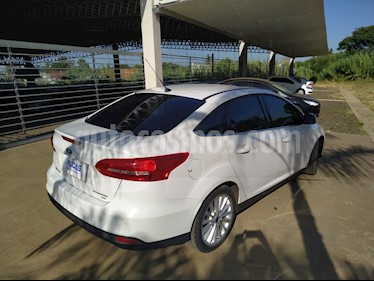 Ford Focus Sedan 2.0L Titanium Aut usado (2016) color Blanco Oxford precio $920.000