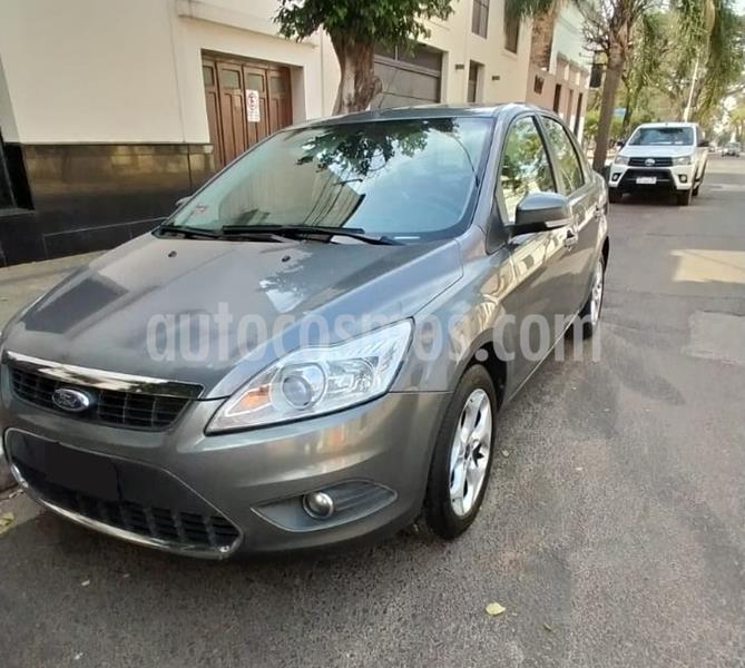 foto Ford Focus Sedán 2.0L Ghia Aut usado (2012) color Gris precio $560.000