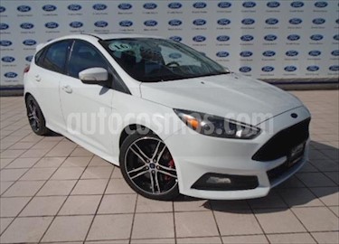 Ford Focus ST ST 5 PTAS usado (2016) color Blanco precio $305,000
