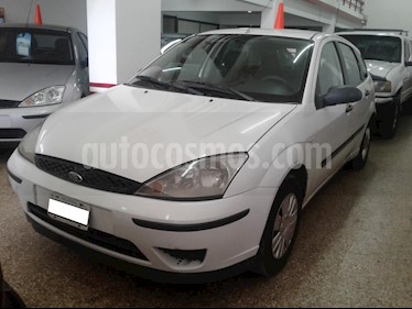 foto Ford Focus 5P 1.6L Ambiente usado (2007) color Blanco precio $230.000