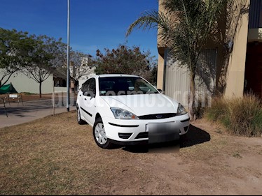 foto Ford Focus 5P 1.6L Ambiente usado (2008) color Blanco Oxford precio $160.000