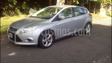 foto Ford Focus 5P 1.6L S usado (2014) color Plata Metalizado precio $375.000