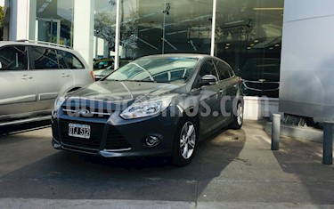 foto Ford Focus 5P 2.0L SE usado (2015) color Gris Mercurio precio $459.000