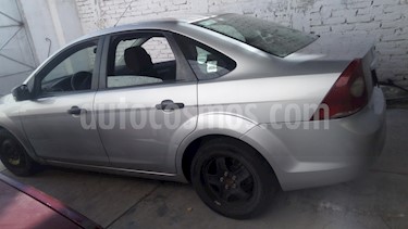 Foto Ford Focus Ambiente usado (2009) color Gris precio $75,000