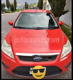 foto Ford Focus Ambiente usado (2010) color Rojo precio $77,000
