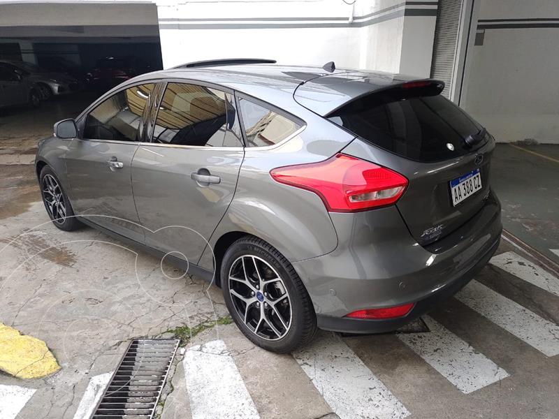 Foto Ford Focus 5P 2.0L Titanium usado (2016) color Gris Mercurio financiado en cuotas(anticipo $1.000.000 cuotas desde $61.000)