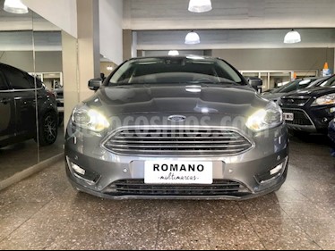 Ford Focus 5P 2.0L Titanium Aut usado (2016) color Gris Tectonico precio $1.250.000