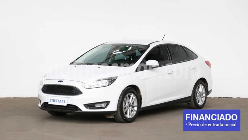 Ford Focus 5P 1.6L S usado (2019) color Blanco Oxford precio $469.700