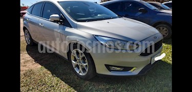 Ford Focus 5P 2.0L SE Plus usado (2017) color Gris precio $960.000