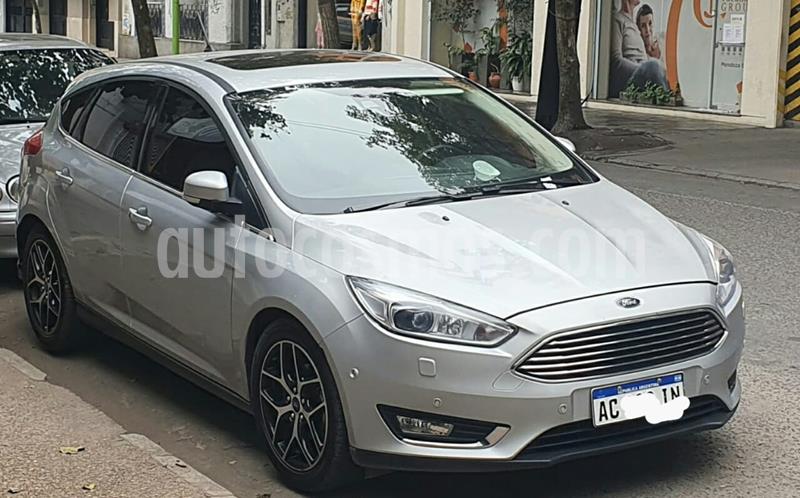 Ford Focus 5P 2.0L Titanium Aut usado (2018) color Gris precio $1.250.000