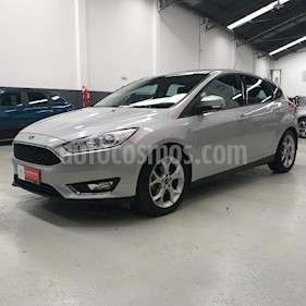 foto Ford Focus 5P 2.0L SE Plus usado (2015) color Gris Claro precio $654.900