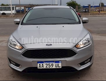 foto Ford Focus 5P 2.0L SE usado (2016) color Gris Mercurio precio $620.000