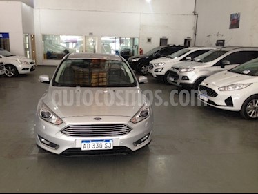 foto Ford Focus 5P 2.0L Titanium Aut usado (2018) color Plata Metalizado precio $1.150.000