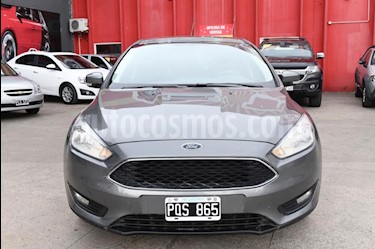 foto Ford Focus 5P 1.6L S usado (2016) color Gris Claro precio $615.000