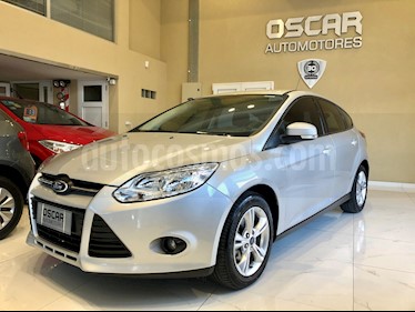 foto Ford Focus 5P 1.6L S usado (2014) color Gris Mercurio precio $599.000