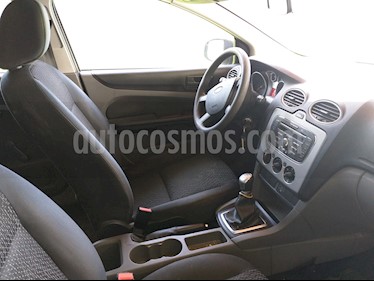 Ford Focus 5P 1.6L Style usado (2011) color Plata Metalizado precio $380.000