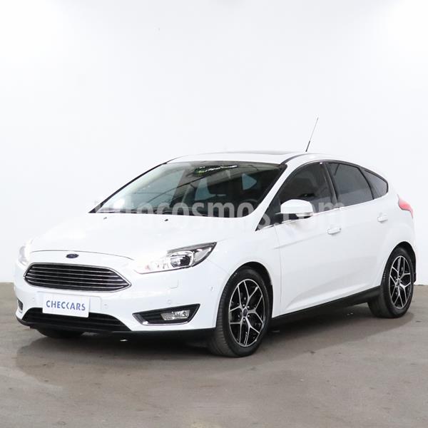 Ford Focus 5P 2.0L Titanium usado (2015) color Blanco precio $1.587.000