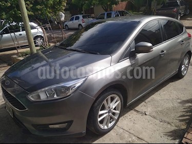 Ford Focus 5P 1.6L S usado (2015) color Gris precio $550.000
