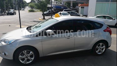 Ford Focus 5P 1.6L S usado (2014) color Gris Zinc precio $525.000