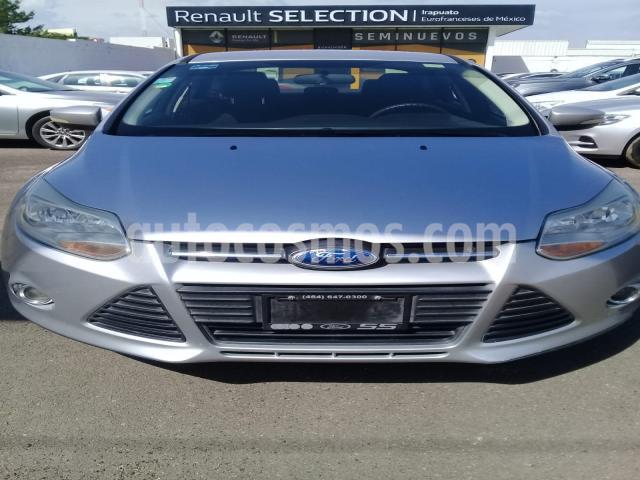 Ford Focus 4P SE L4/2.0 AUT usado (2013) color Plata precio $120,000