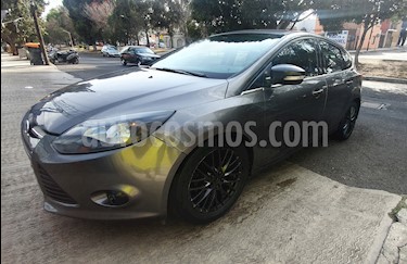 Ford Focus SEL Aut usado (2012) color Gris Nocturno precio $105,000