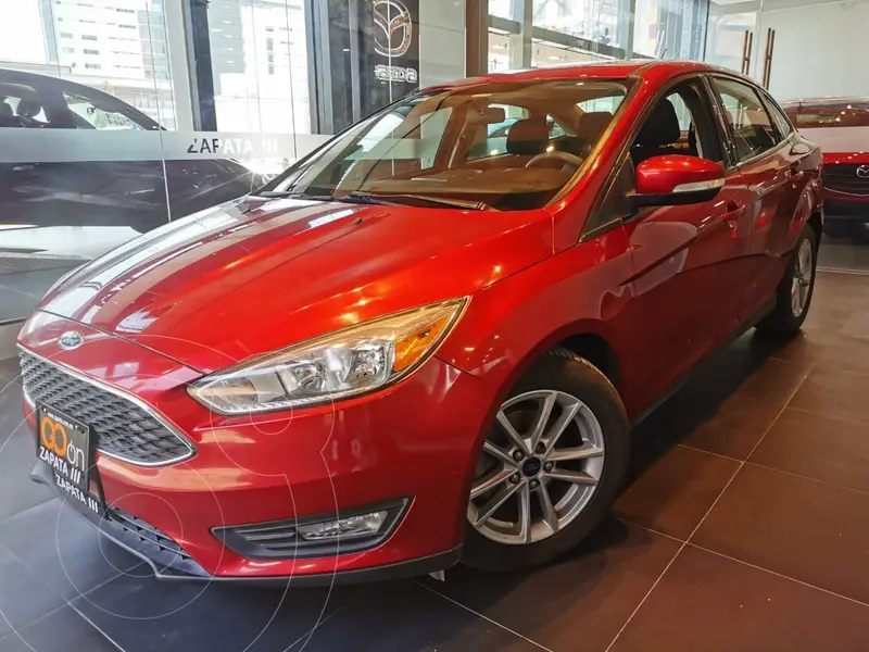 Foto Ford Focus SE usado (2017) color Rojo financiado en mensualidades(enganche $61,250 mensualidades desde $7,696)
