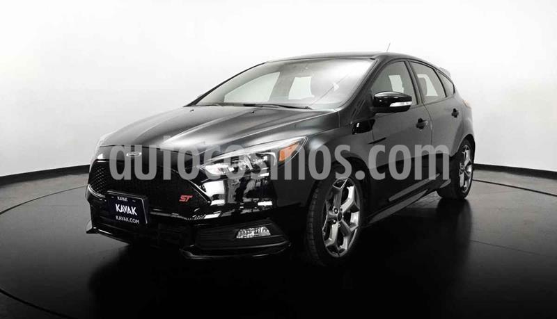 foto Ford Focus SE Aut usado (2018) color Negro precio $399,999
