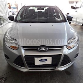 foto Ford Focus S usado (2013) color Plata precio $118,000
