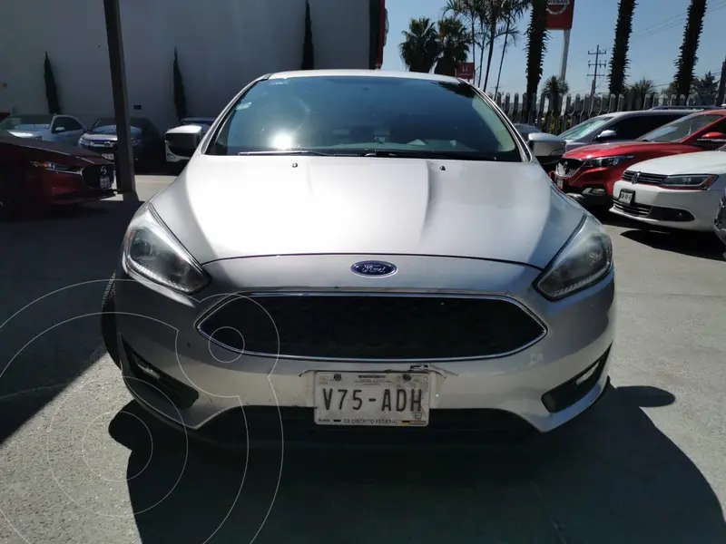 Foto Ford Focus SE Aut usado (2015) color Blanco Platinado financiado en mensualidades(enganche $51,250 mensualidades desde $8,714)
