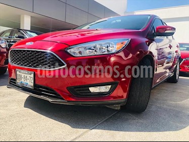 Ford Focus SE TM 4 PTAS usado (2016) color Rojo precio $200,000