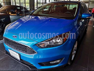 foto Ford Focus SE Luxury Aut usado (2016) color Azul Brillante precio $186,000