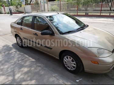 Ford Focus SE usado (2001) color Bronce precio $42,000