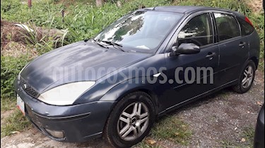 foto Ford Focus ZTS usado (2005) color Azul precio u$s1.500