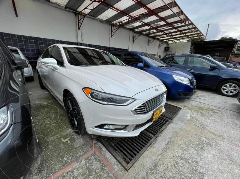 Foto Ford Fusion 2.0L Titanium Plus usado (2018) color Blanco financiado en cuotas(anticipo $10.000.000 cuotas desde $1.650.000)