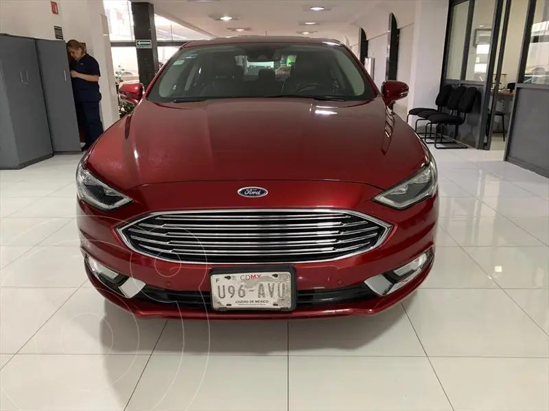 Foto Ford Fusion Titanium Plus usado (2017) color Rojo precio $235,000