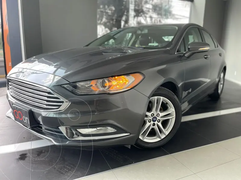 Foto Ford Fusion SE LUX Hibrido usado (2018) color Gris precio $250,000