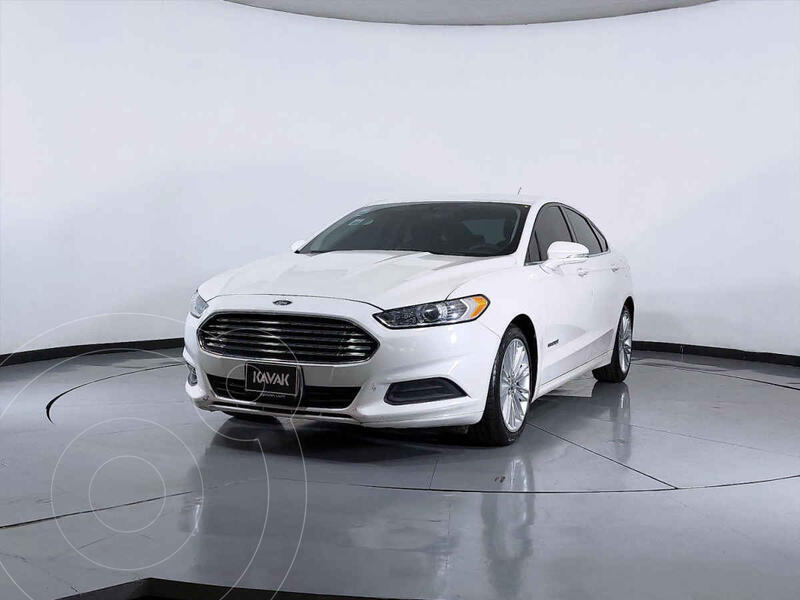 Foto Ford Fusion SE Luxury usado (2016) color Blanco precio $299,999