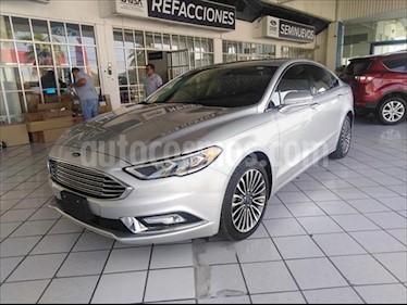 Foto Ford Fusion 4P SE LUXURY L4/2.0/T AUT usado (2017) color Plata precio $345,000