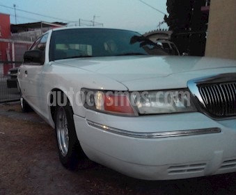 foto Ford Grand Marquis LS Aut Análogo usado (2001) color Blanco precio $39,000