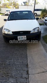 foto Ford Ikon Sedán First usado (2005) color Blanco Oxford precio $33,000