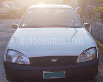 Foto venta Auto Seminuevo Ford Ikon 1.6 Base (2007) color Blanco precio $39,000