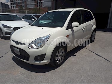 Foto Ford Ikon Trend usado (2013) color Blanco precio $105,000