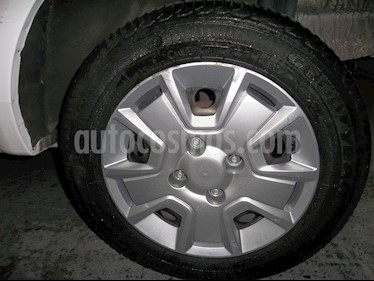 foto Ford Ka - usado (2011) color Blanco precio $215.000