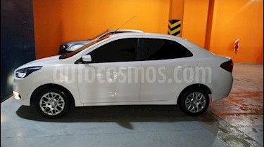 foto Ford Ka 1.5L S usado (2017) color Blanco Oxford precio $350.000