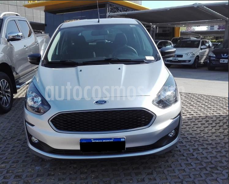 foto Ford Ka 1.5L S usado (2020) color Gris precio $980.000
