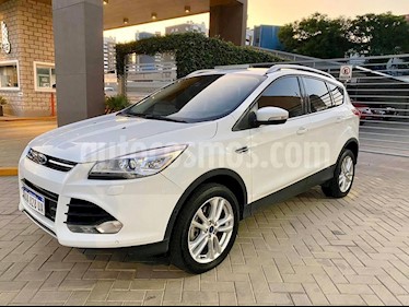 foto Ford Kuga 2.0L Titanium 4x4 usado (2016) color Blanco precio $2.190.000