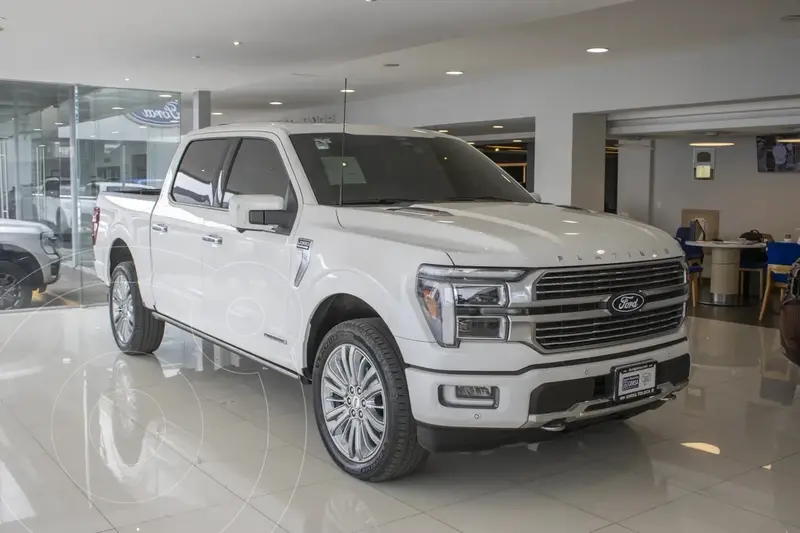 Foto Ford Lobo HEV Platinum Plus usado (2024) color Blanco financiado en mensualidades(enganche $428,800 mensualidades desde $23,815)