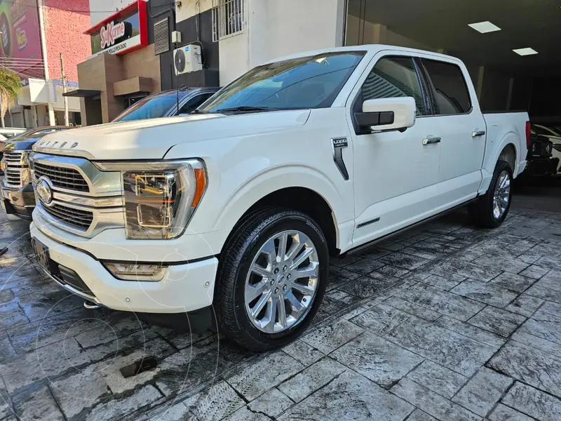 Foto Ford Lobo HEV Limited usado (2023) color Blanco precio $1,299,900
